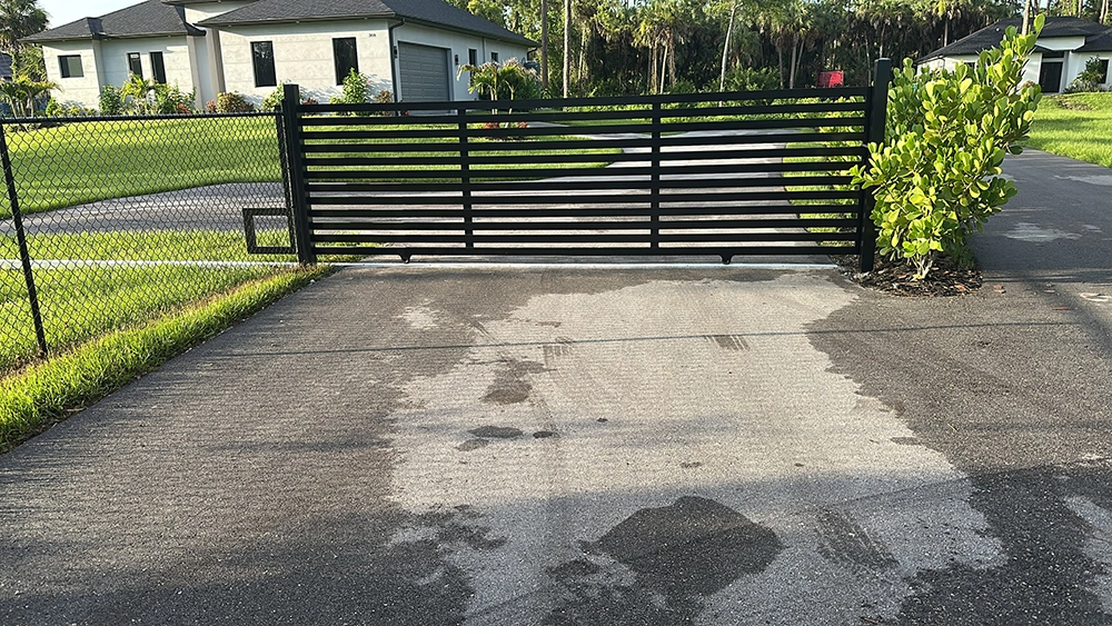 308 Golden Gate BLVD E, NAPLES, FL 34117 - Imagem 3